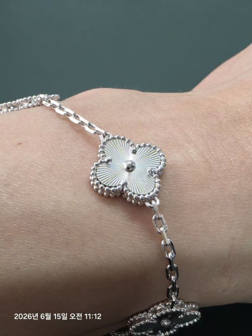 7c17bf01f0e8cf8428b7026022bc21b0_1781497467_7888.jpg